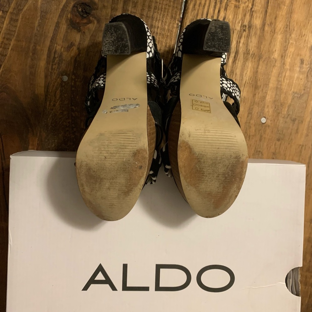 Pre Loved Aldo Platform Heeled Sandals - Picture 5 of 7